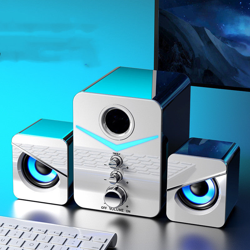 Compact Maneuverable Size Bluetooth Speaker